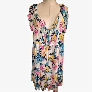 Torrid Plus Size White Floral Dress Size 3X